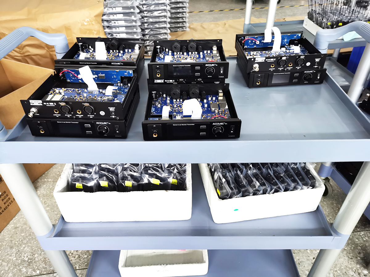 G5B Stereo Wireless In-Ear Monitor System for Singers