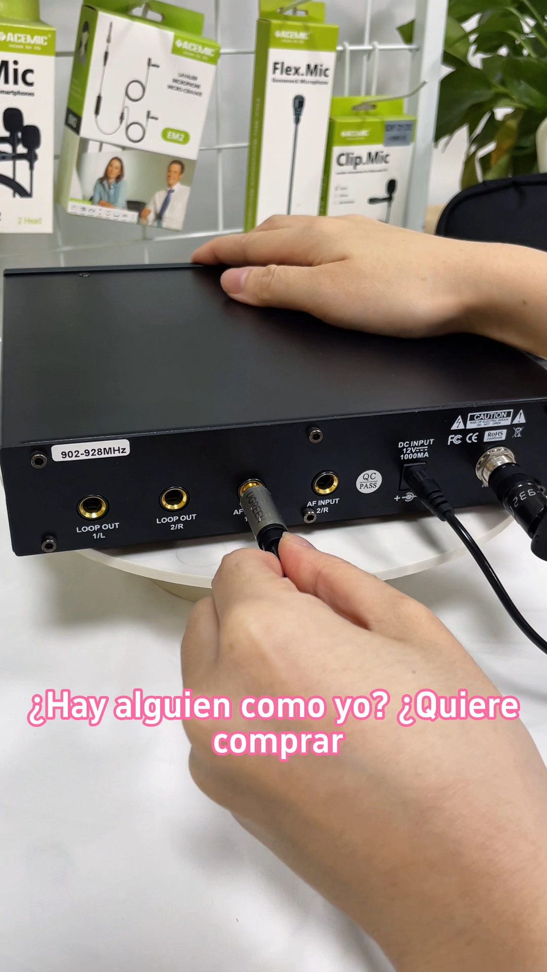 S1 Stereo Wireless In-Ear Monitor System for Singer